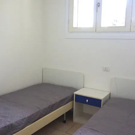 Casa Bianca 2-12 Lido delle Nazioni